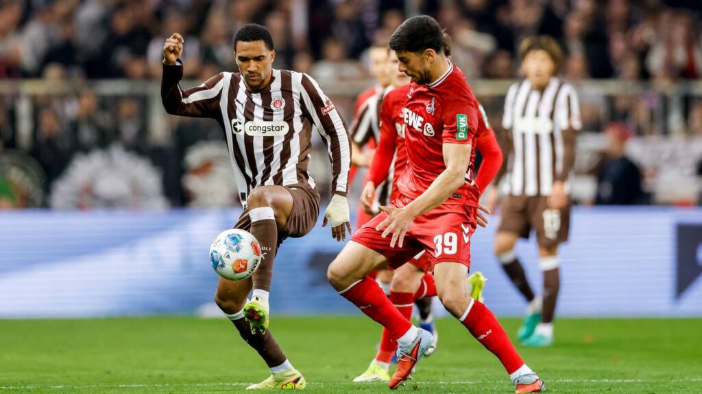 1. FC Köln holt glücklich einen Punkt beim FC St. Pauli