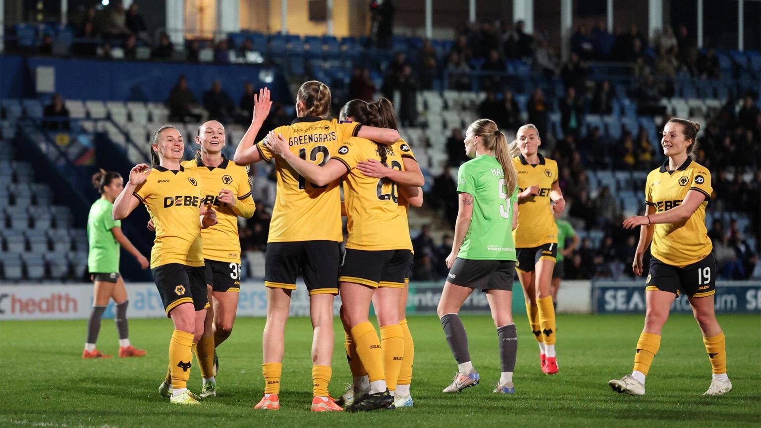 Wolves 4-0 Rugby Borough. The women's team are doing quite well at the moment at least. I wish they made it easier to watch the matches though