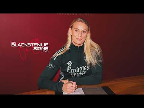 HERE TO STAY ❤️ | Stina Blackstenius surprises supporters to say she's signing a new contract!