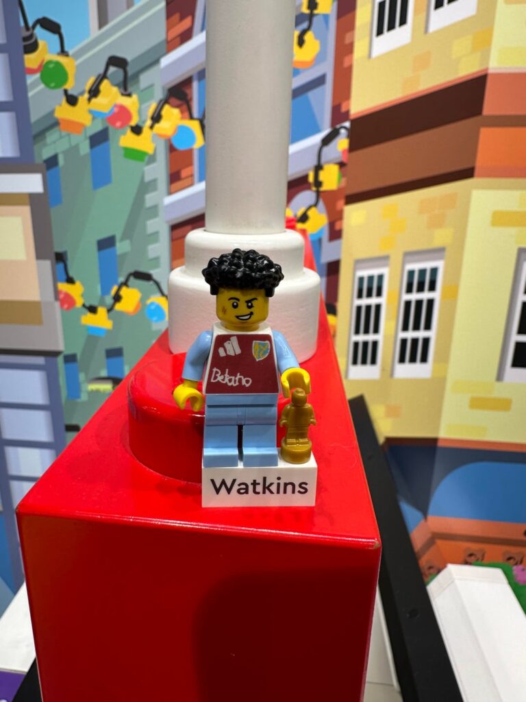 A Lego tribute to Ollie