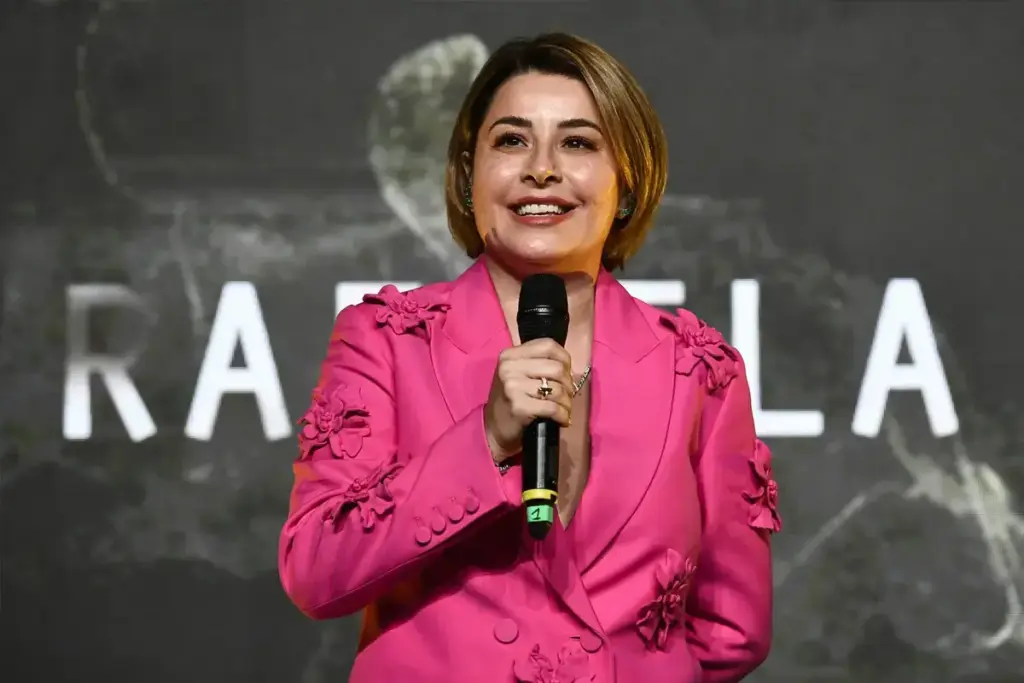 Rafaela Pimenta on Man City officials after Phil Foden renewal
