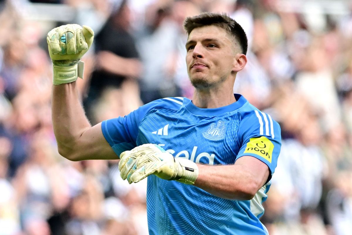 Newcaste United's Nick Pope celebrates against Brighton