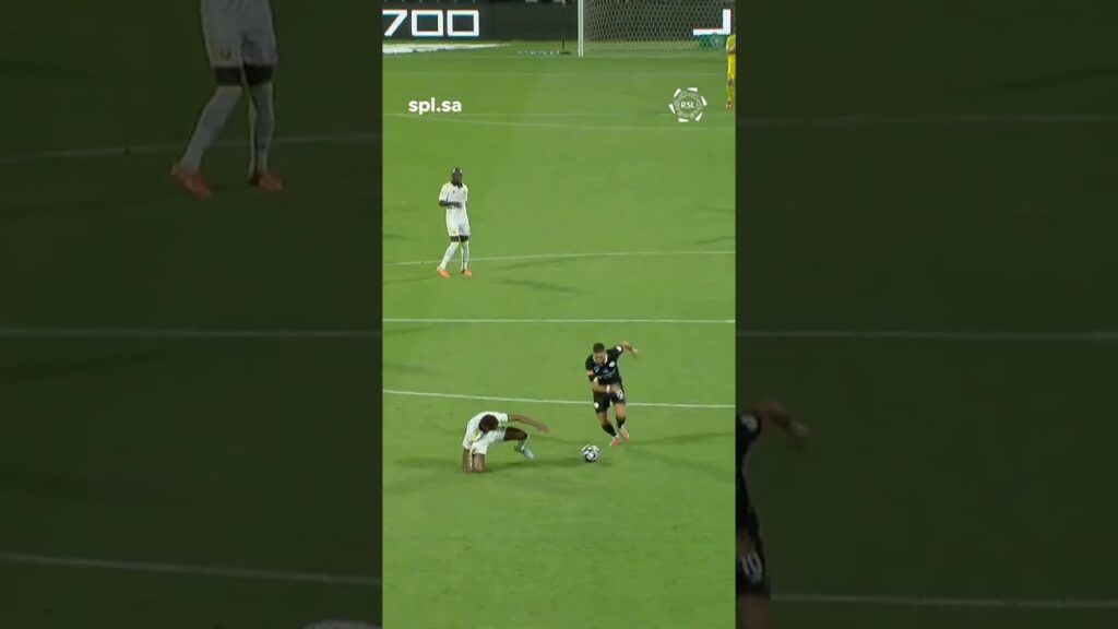 Yannick Carrasco is just...SO GOOD 😤