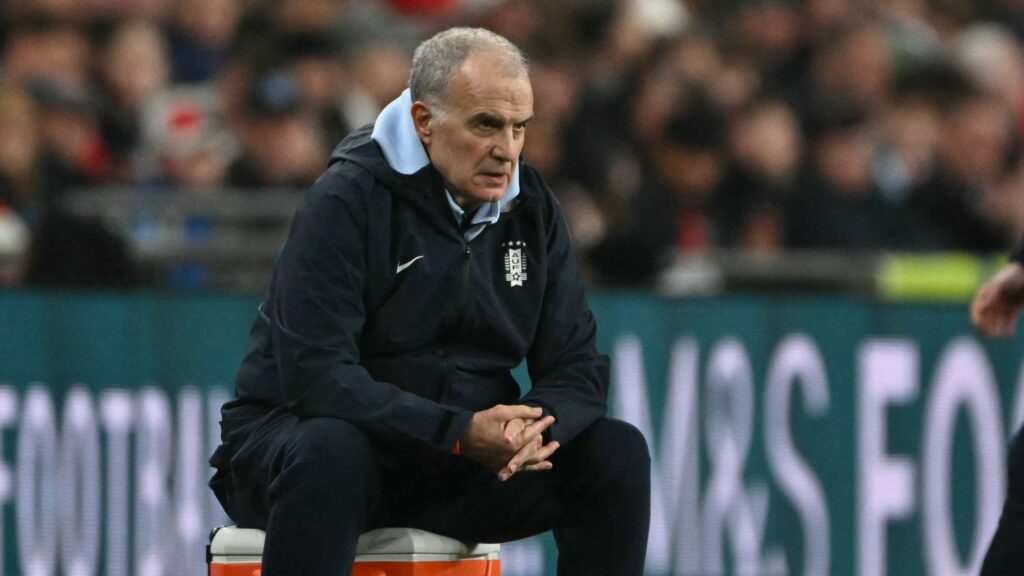 Leeds United legend Marcelo Bielsa appears to make it clear what he plans to do after World Cup as Uruguay boss makes shock announcement Leeds United legend Marcelo Bielsa appears to make it clear what he plans to do after World Cup as Uruguay boss makes shock announcement