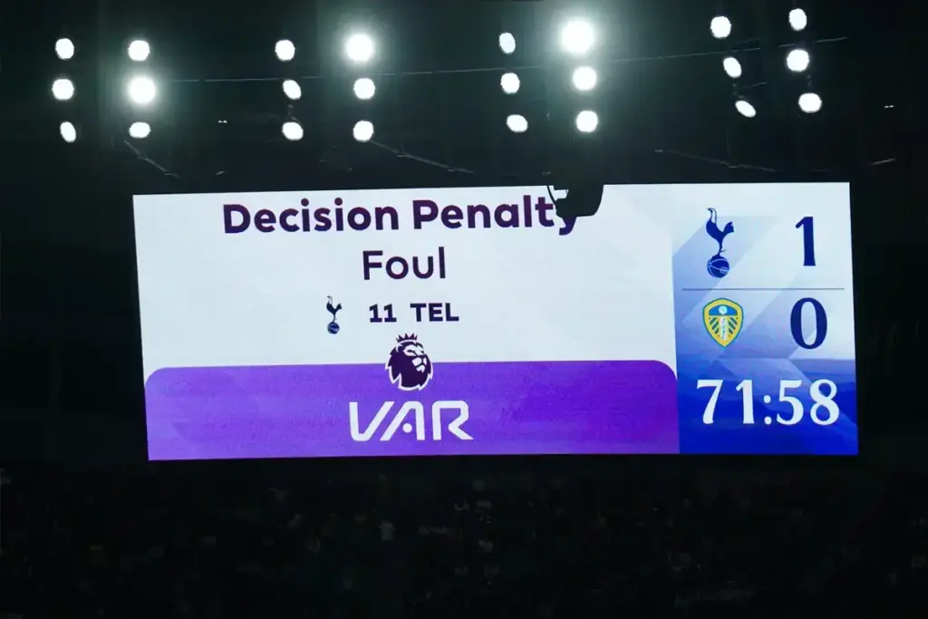 Photo evidence after Tottenham vs Leeds United game