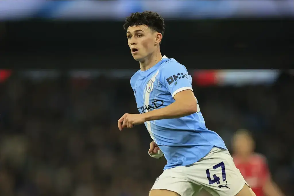 Phil Foden told to save ‘fizzled out’ career by switching Man City for Premier League newcomers - Read Man City
