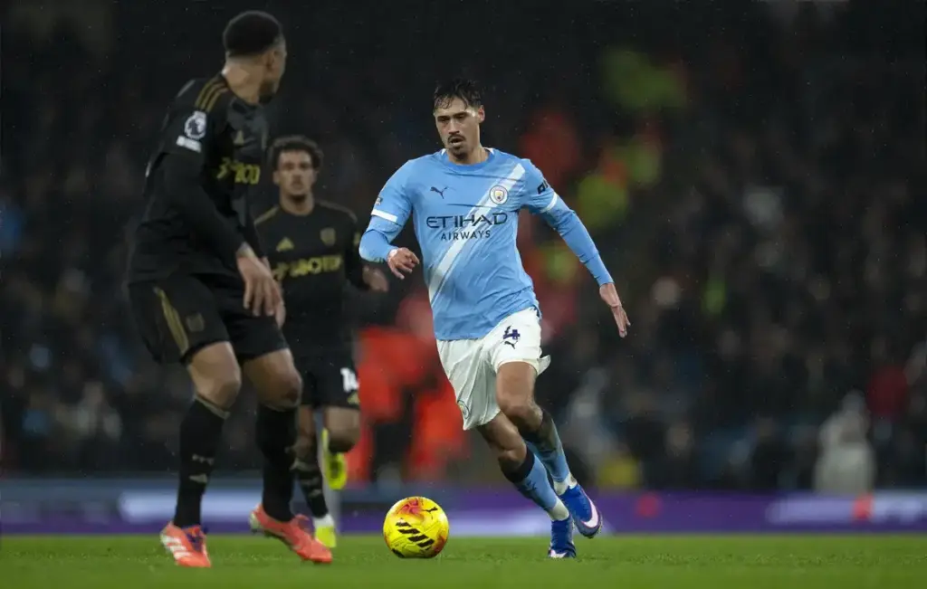 Rumour: Removal Truck Spotted at Manchester City Midfielder’s House Rumour: Removal Truck Spotted at Manchester City Midfielder’s House