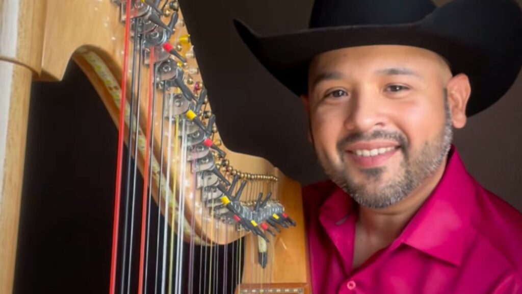 Harpist Alex Martínez will bring Venezuelan culture to the 2026 FIFA World Cup stage