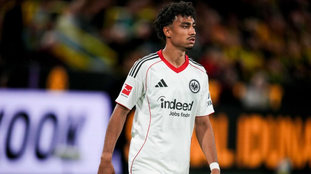 Man United handed Nathaniel Brown update as 'personal terms agreed' amid transfer twist