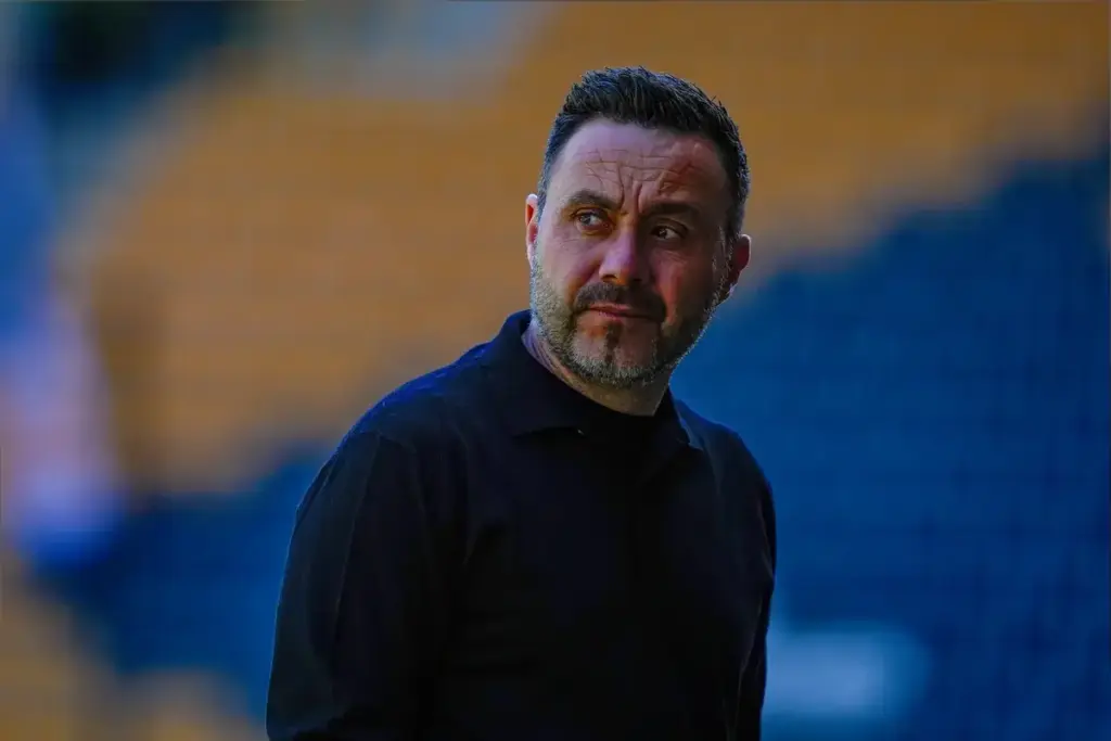 Fabrizio Romano reveals Tottenham want to sign a midfielder Fabrizio Romano reveals Tottenham want to sign a midfielder