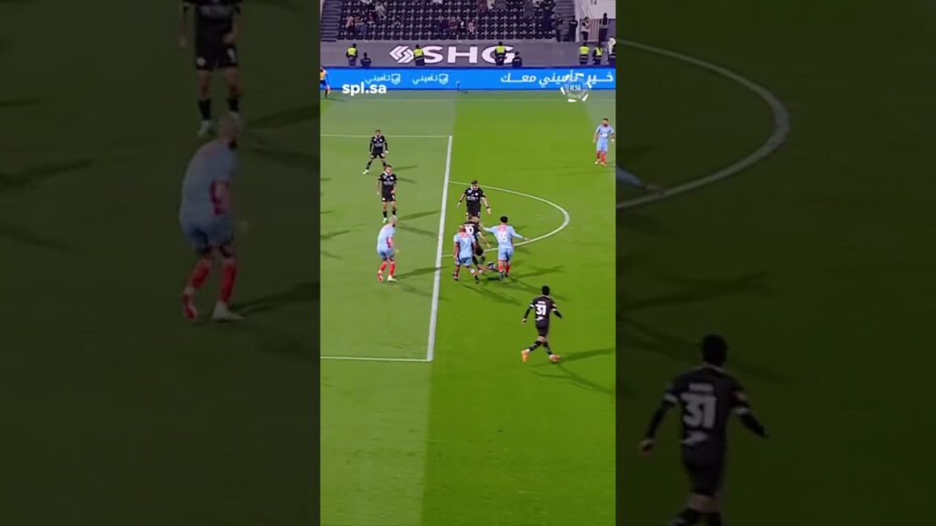 كاراسكو بكل ثقة وهدوء 👑🥶 كاراسكو بكل ثقة وهدوء 👑🥶