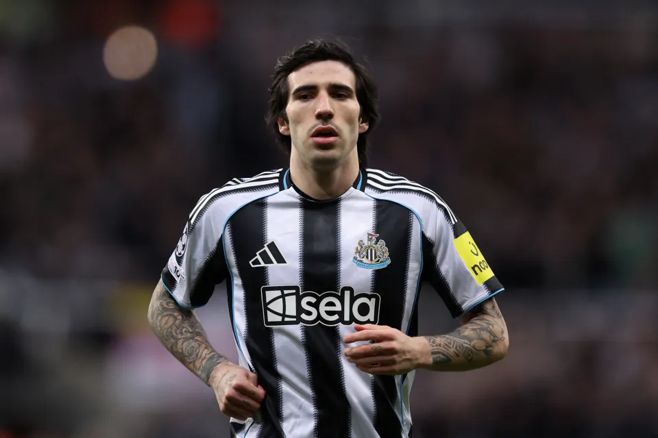 Sandro Tonali of Newcastle United during the UEFA Champions League 2025/26 Round of 16 First Leg match between Newcastle United FC and FC Barcelona