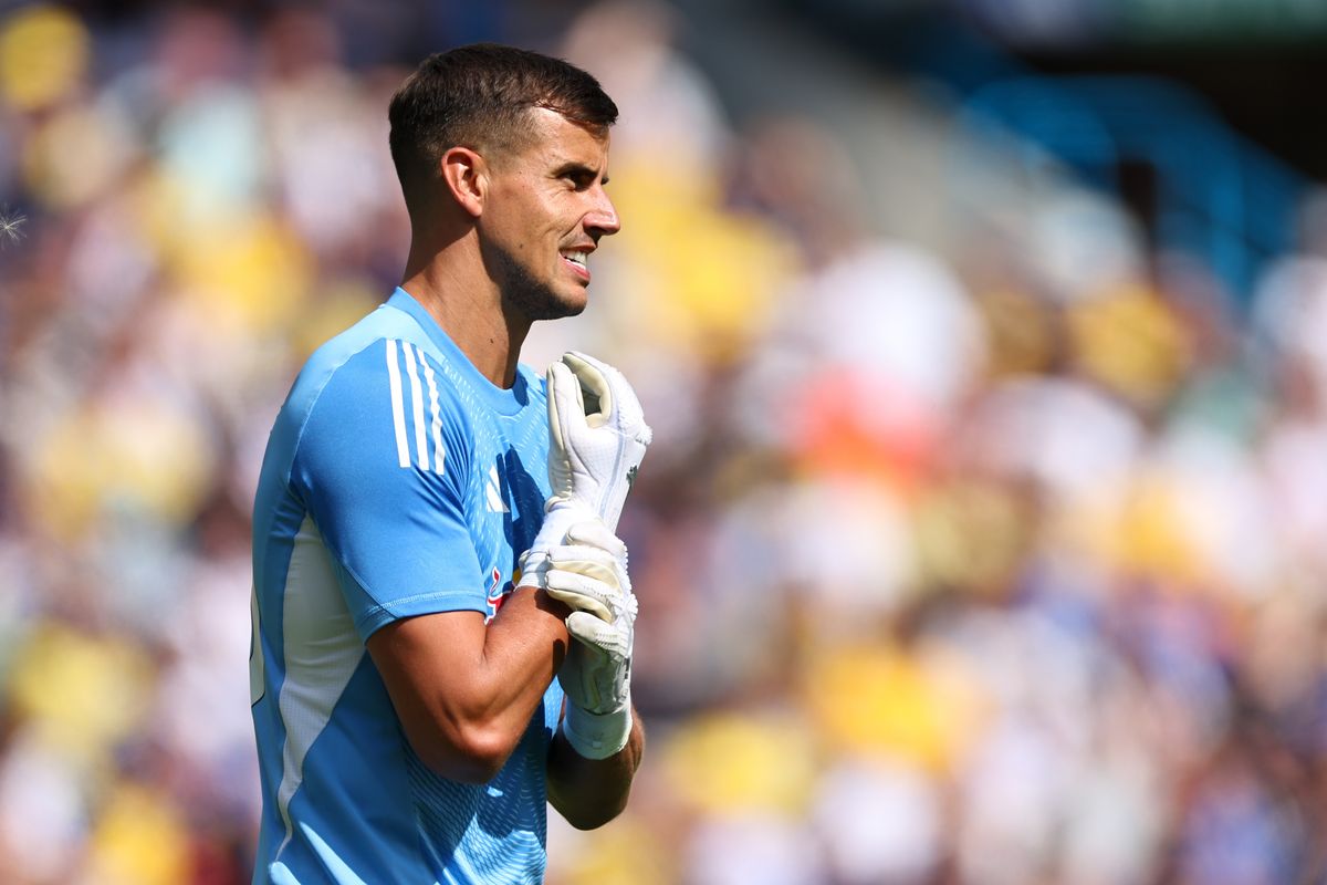 Manchester United are considering a move for Leeds United goalkeeper Karl Darlow