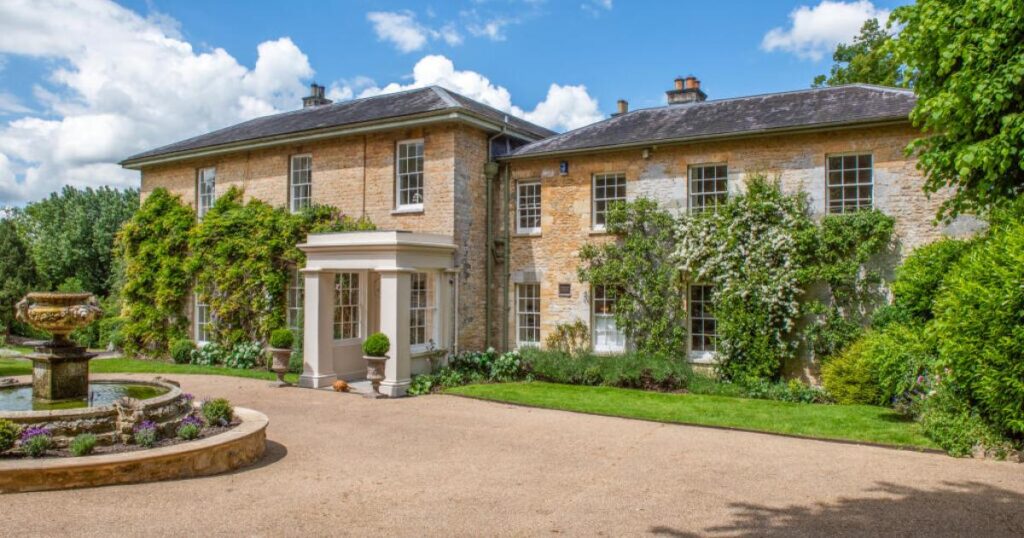 Stour Provost Manor on market with price tag of £4.5m Stour Provost Manor on market with price tag of £4.5m
