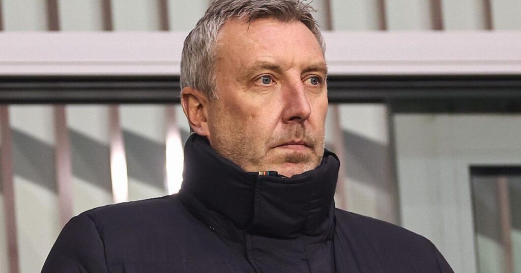 Manchester United chief explains new contract for 40-year-old veteran