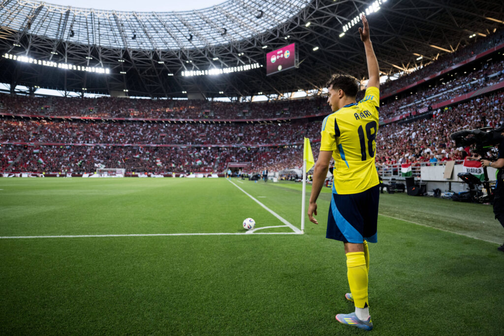 Brighton & Hove Albion open contract talks with Yasin Ayari Brighton & Hove Albion open contract talks with Yasin Ayari