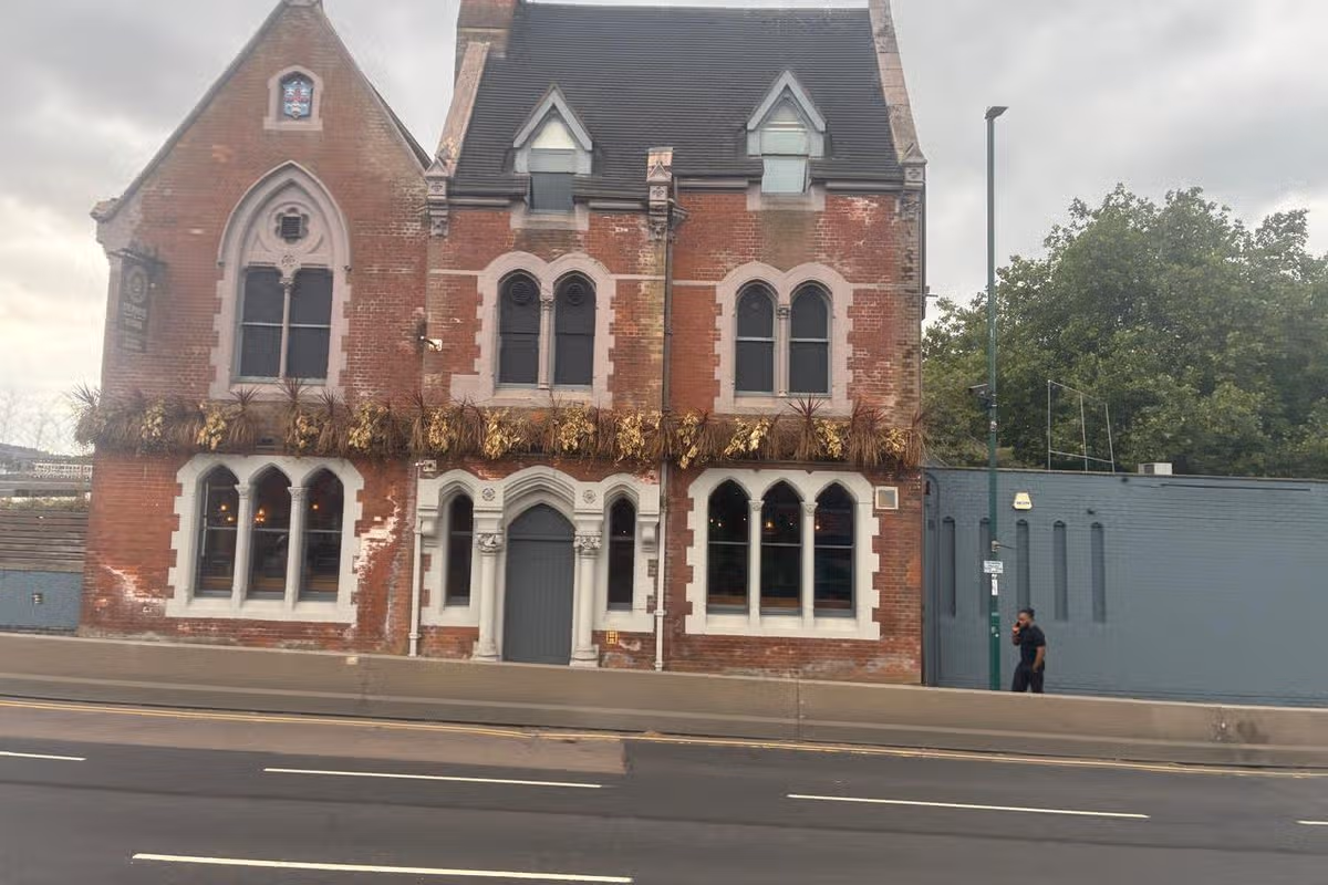 Brewhouse and Kitchen on Trent Bridge has closed