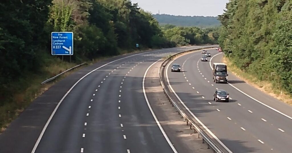 Full police statement after lorry crash forces M27 to shut Full police statement after lorry crash forces M27 to shut