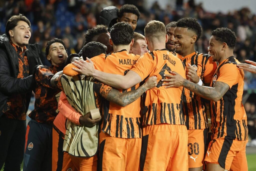 Shakhtar Donetsk in talks with Chelsea, Fulham, Brentford to play Champions League games in London Shakhtar Donetsk in talks with Chelsea, Fulham, Brentford to play Champions League games in London