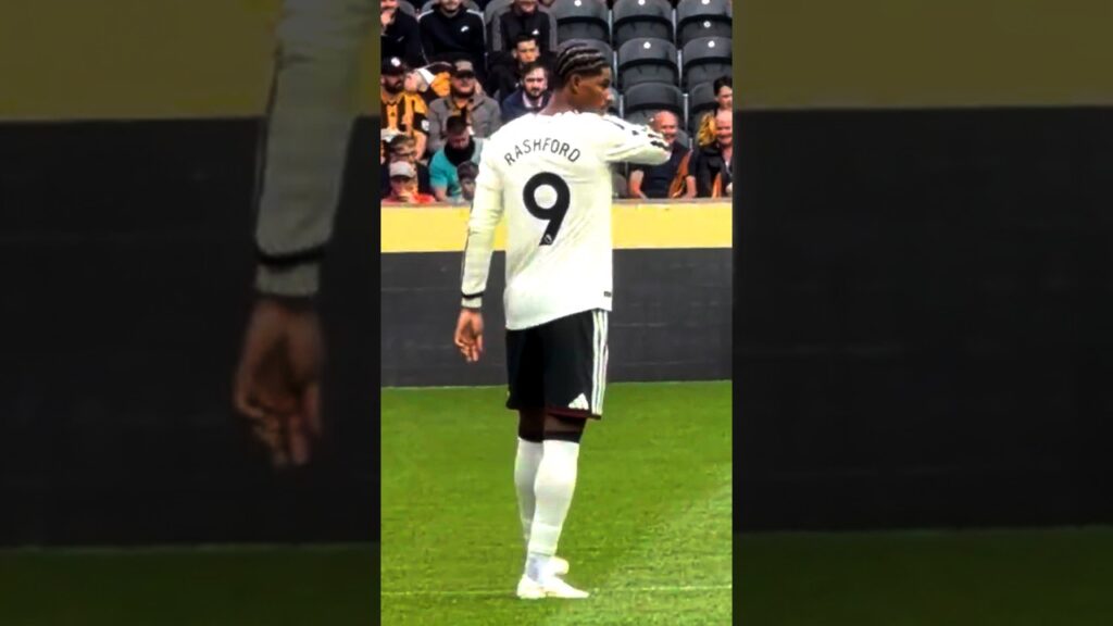 Marcus Rashford comes on for Manchester United 👹 First time playing since 2024 #PremierLeague Marcus Rashford comes on for Manchester United 👹 First time playing since 2024 #PremierLeague