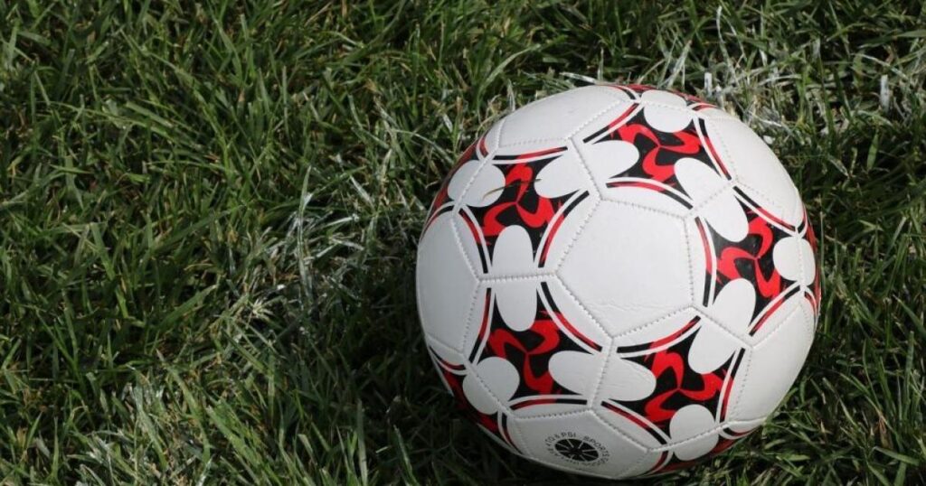 St Mirren boss confirms interest in Manchester United defender St Mirren boss confirms interest in Manchester United defender