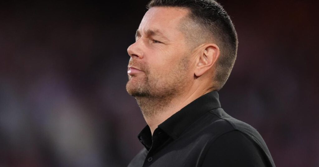 Pierre Sage hails ‘collective action’ after slow start for Crystal Palace Pierre Sage hails ‘collective action’ after slow start for Crystal Palace