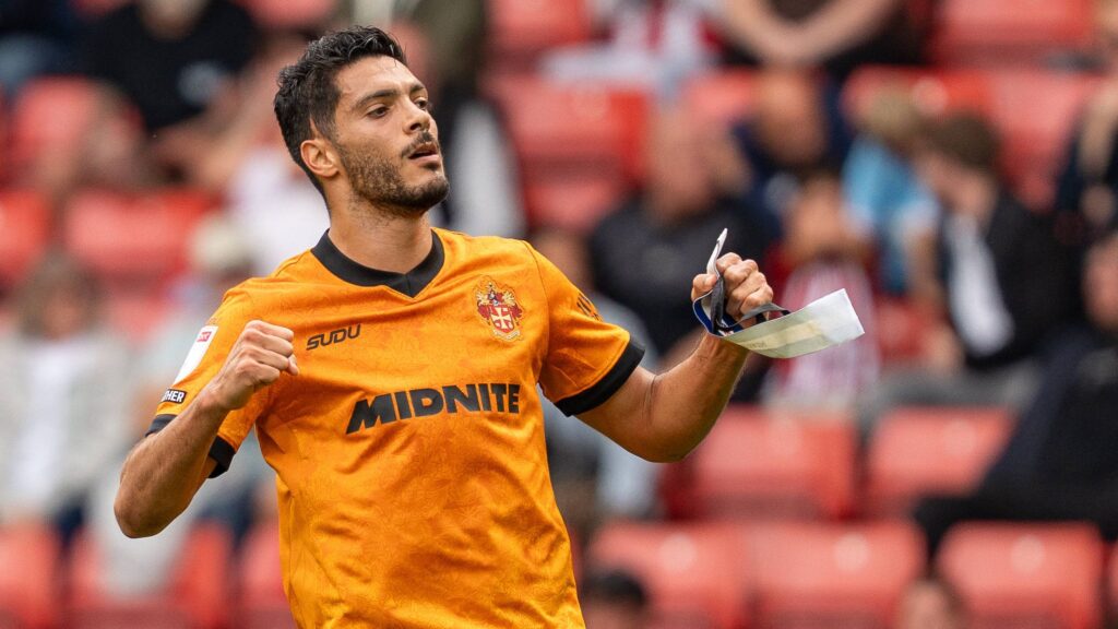 ‘We never stopped believing’ – Raul Jimenez the hero as Wolves snatch dramatic late win at Sheffield United 'We never stopped believing' - Raul Jimenez the hero as Wolves snatch dramatic late win at Sheffield United