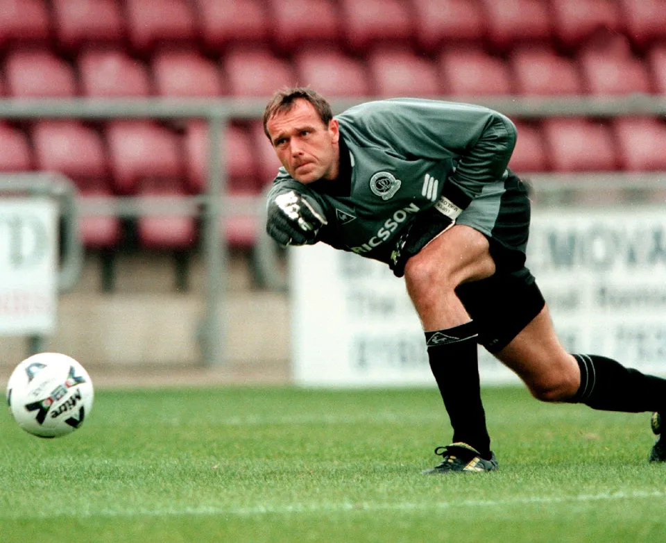Ludek Miklosko rolls a ball for Queens Park Rangers