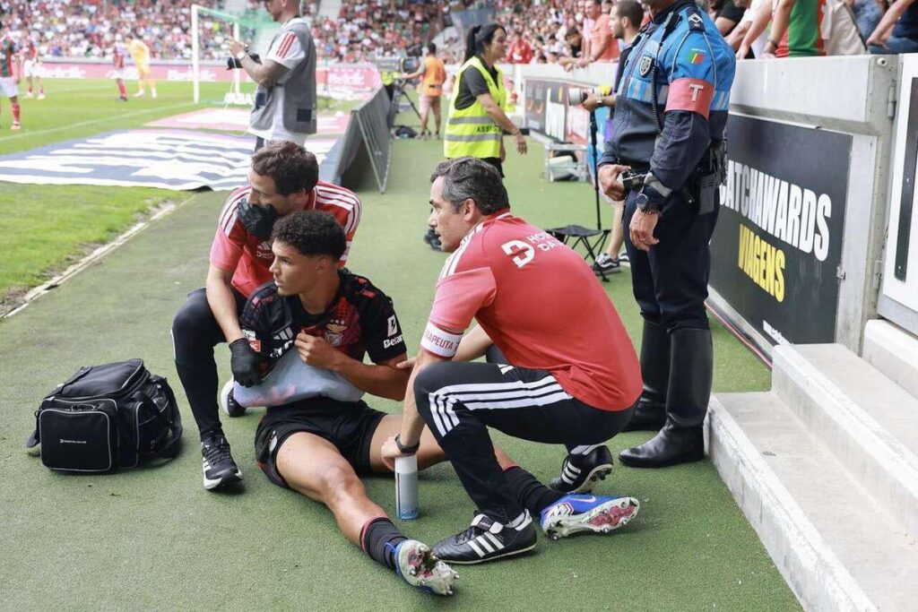 Liga Europa: Bah treinou sem limitações e está disponível para defrontar o AC Milan